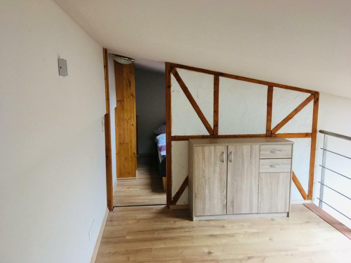 Ferienwohnung Am Nuerburgring/Wintersport Arft Acht 외부 사진